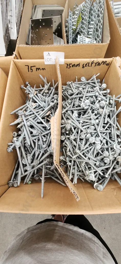 Assorted Tek Screws Image 1++