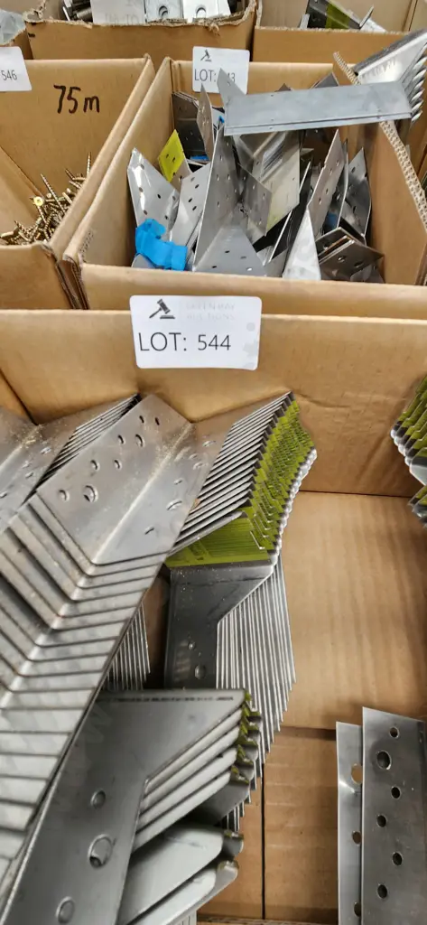 Stainless Steel Hardware Image 1++