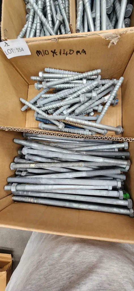 Assorted Bolts Image 1++