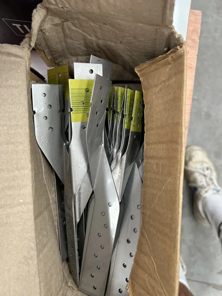 Assorted Construction Hardware Image 1++