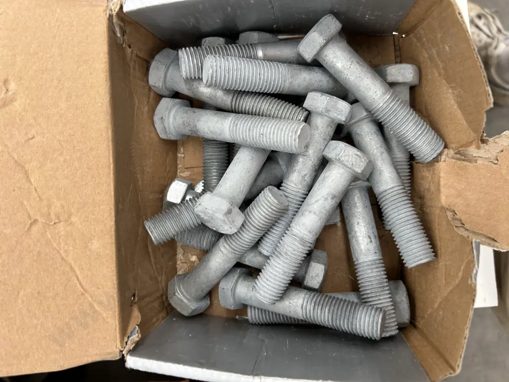 Assorted Nuts and Bolts Image 1++