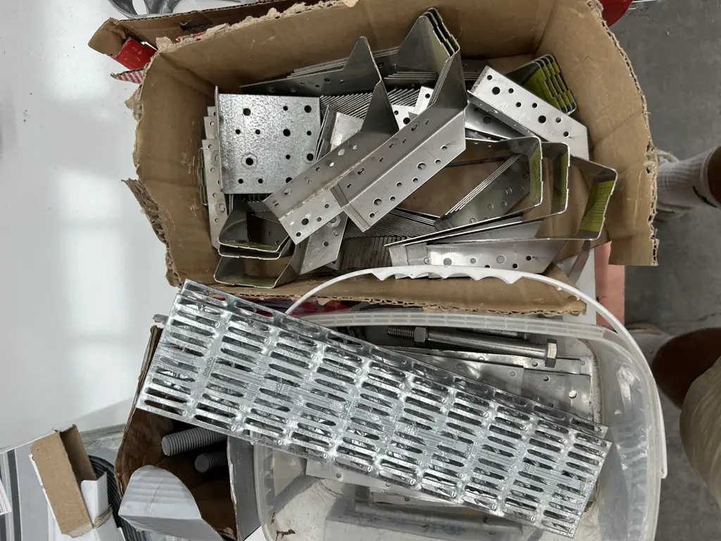 Assorted Nuts and Bolts Image 1++