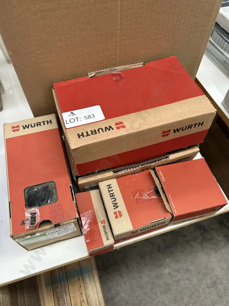 Assorted Fasteners Image 1++