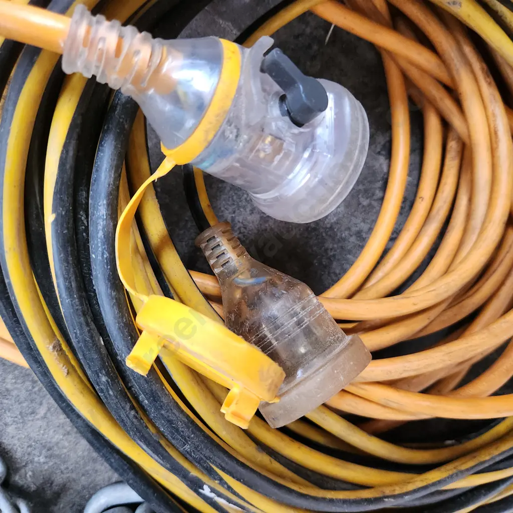 Extension Leads Image 1++