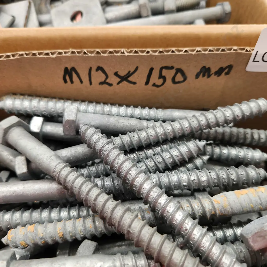 Galvanised Hex Bolts Image 1++