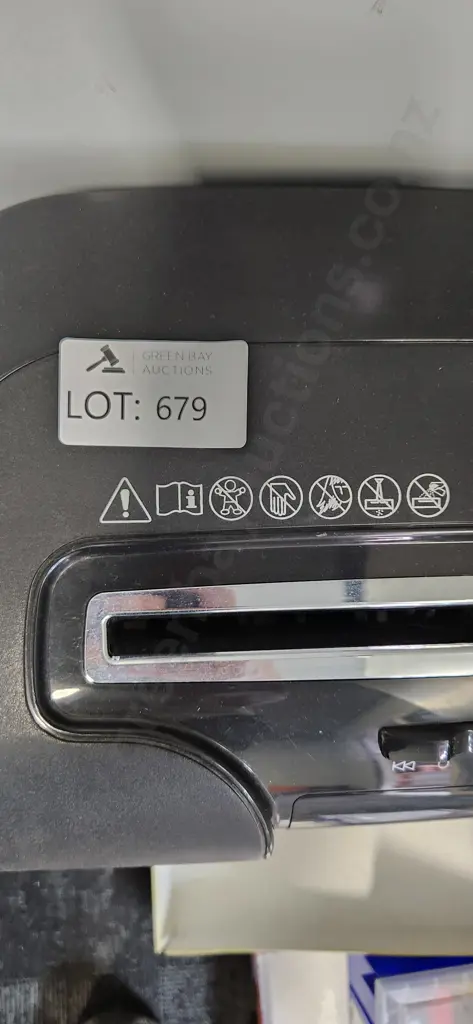 Fellowes Shredder Image 1++