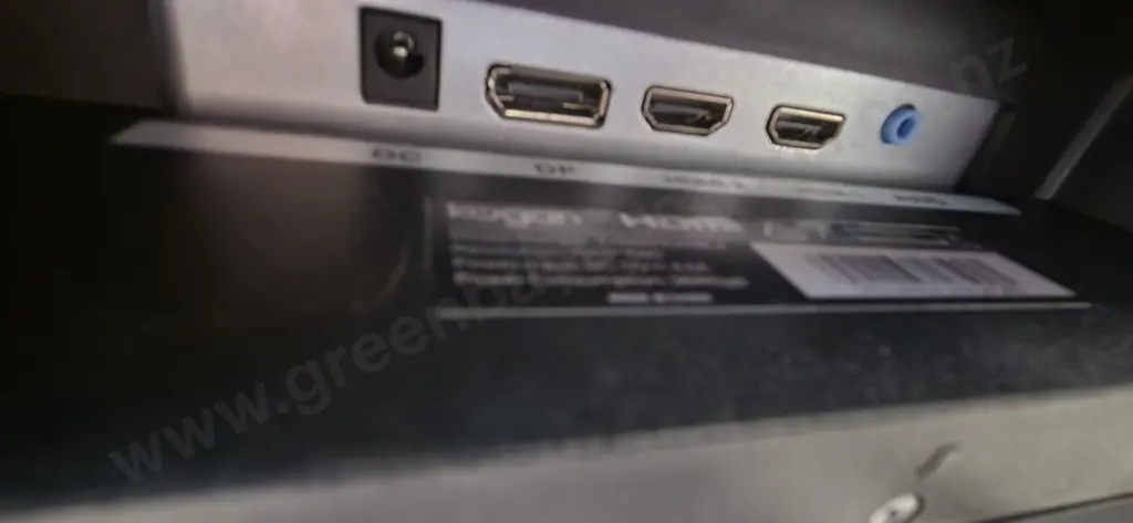 Kogan Curved monitor Image 1++