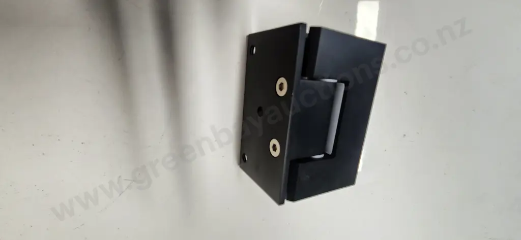 Black Hinges Image 1++