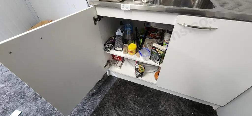 Kitchen Bench Image 1++