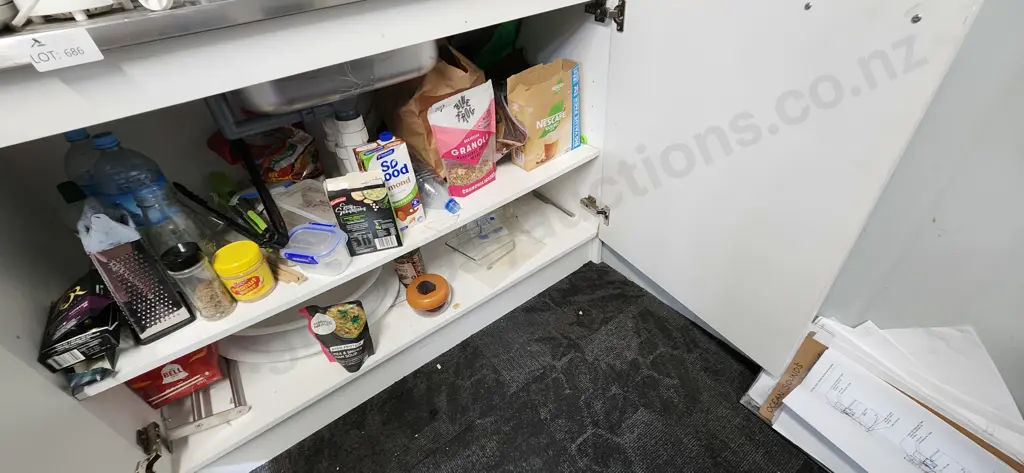 Kitchen Bench Image 1++