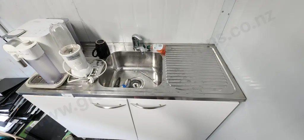 Kitchen Bench Image 1++