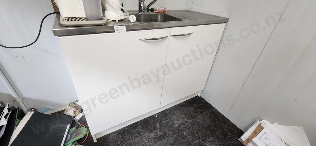 Kitchen Bench Image 1++