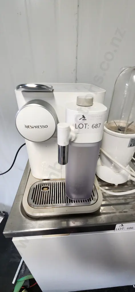 Nespresso Coffee Machine Image 1++