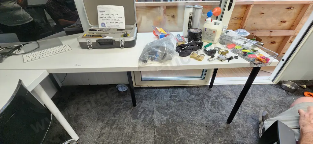 Office Set Image 1++