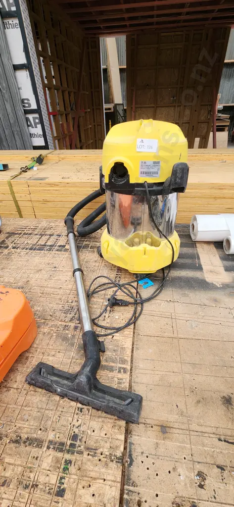 Karcher Wet and Dry vacuum cleaner Image 1++