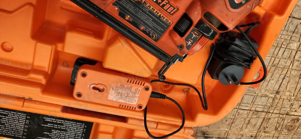 Brad nailer Image 1++