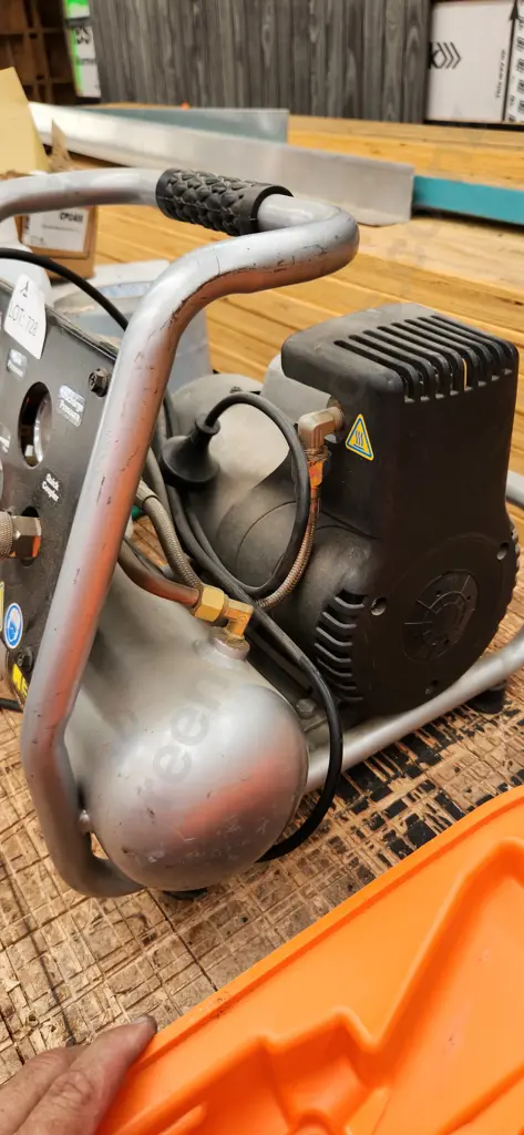 Air compressor Image 1++