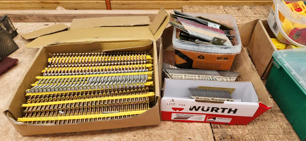 Nails and screws Image 1++