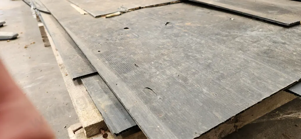 Pallet of Corflute Image 1++