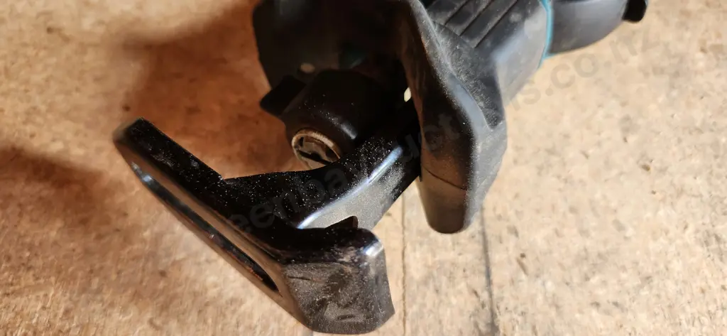 Reciprocating saw and angle grinder Image 1++