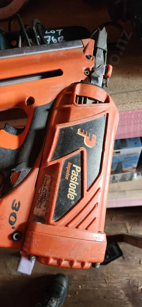 Framing nailer Image 1++