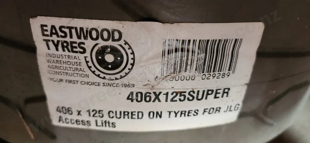 Lift tires Image 1++