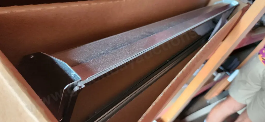 Assorted items Image 1++