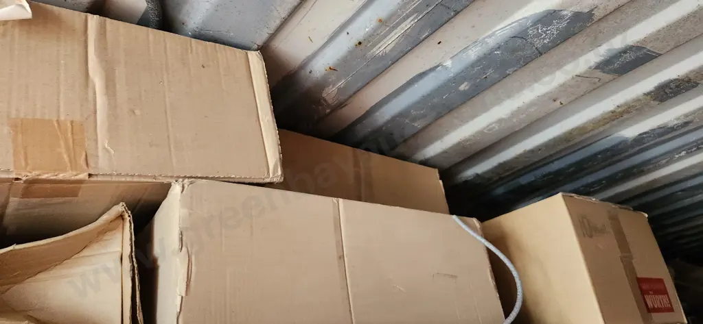 Assorted items Image 1++