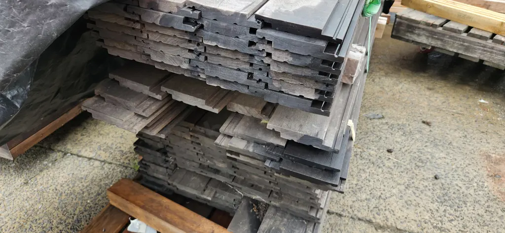 Small Packet of Black Shiplap profile timber Image 1++