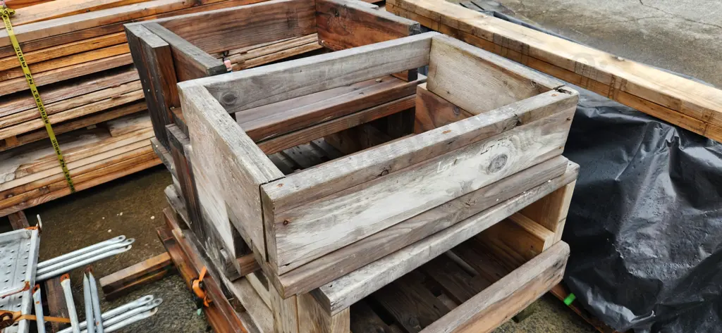 Custom Wooden Stairs Image 1++