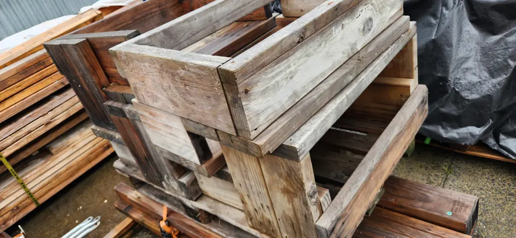 Custom Wooden Stairs Image 1++