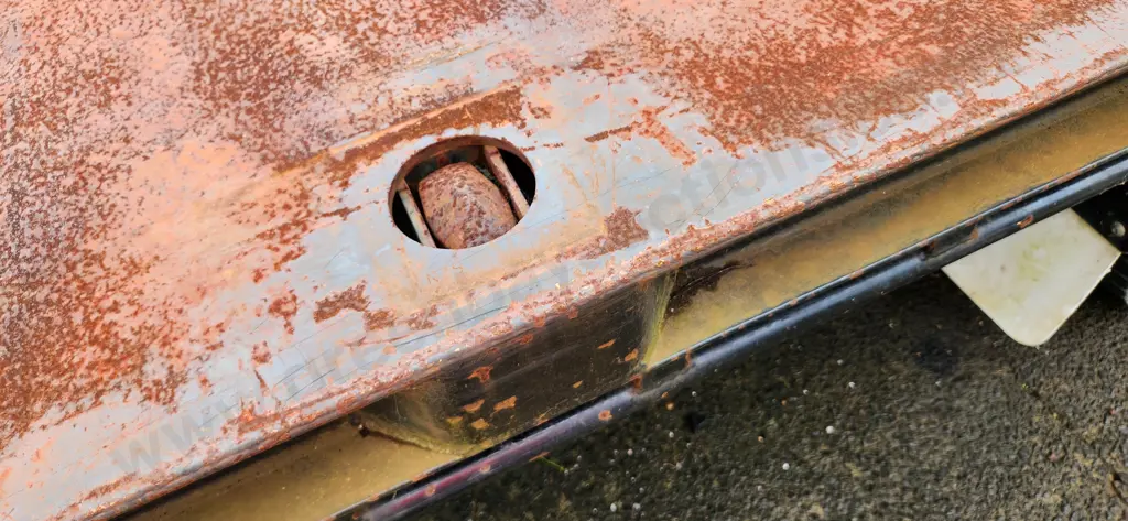 Nissan Flat Deck Truck Image 1++