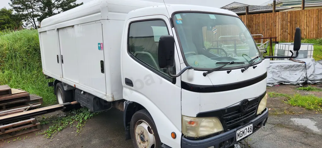 Toyota Bottle Truck Image 1++