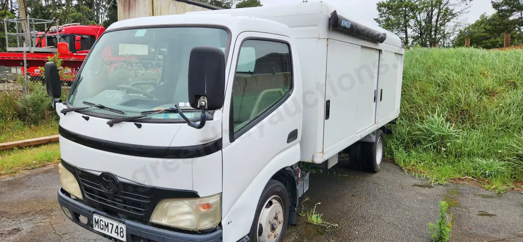 Toyota Bottle Truck Image 1++