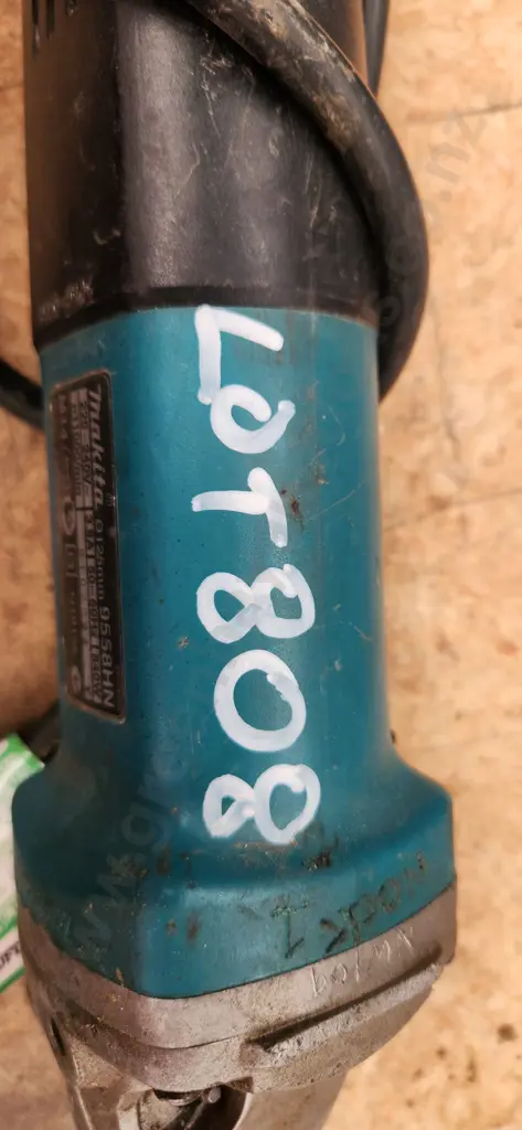 Makita Angle Grinder Image 1++