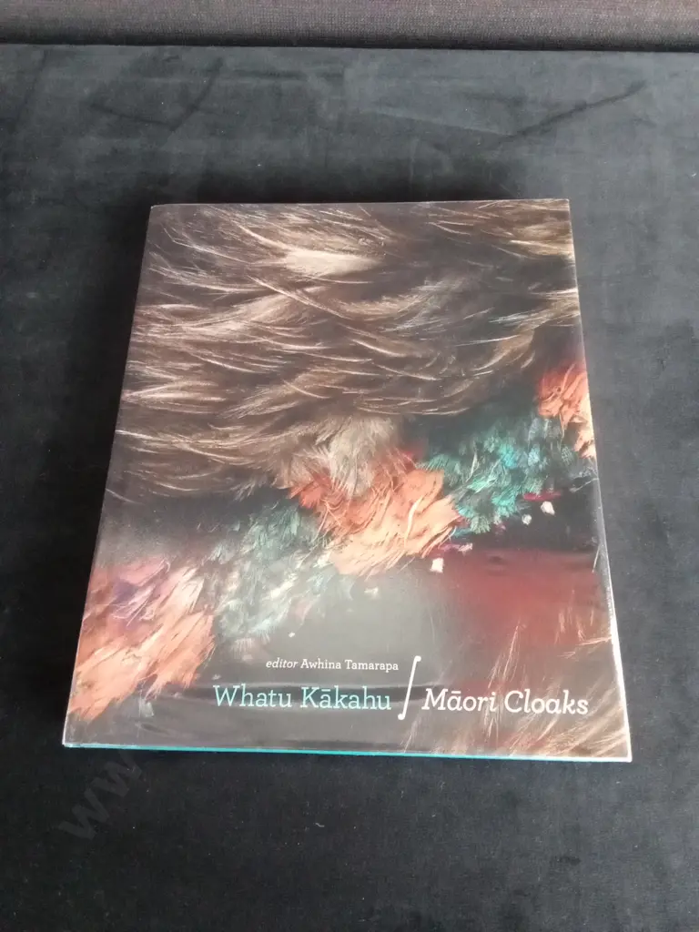 WHATU KĀKAHU MĀORI CLOAKS Image 1++