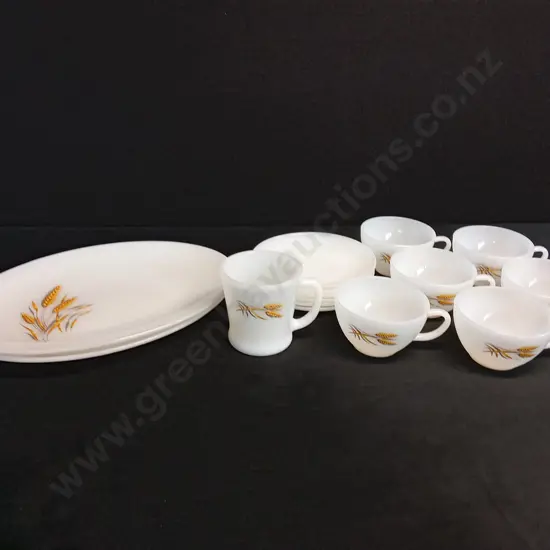 ANCHOR HOCKING FIRE-KING MILK GLASS TABLEWARE X 15 PIECES