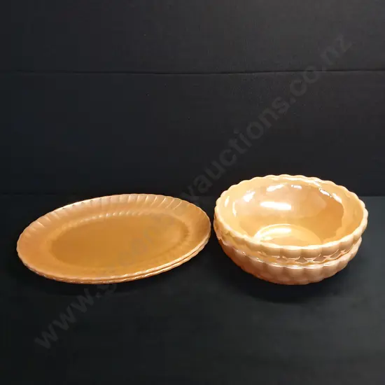 VINTAGE ANCHOR HOCKING BUBBLE BOWLS AND PLATTERS SET