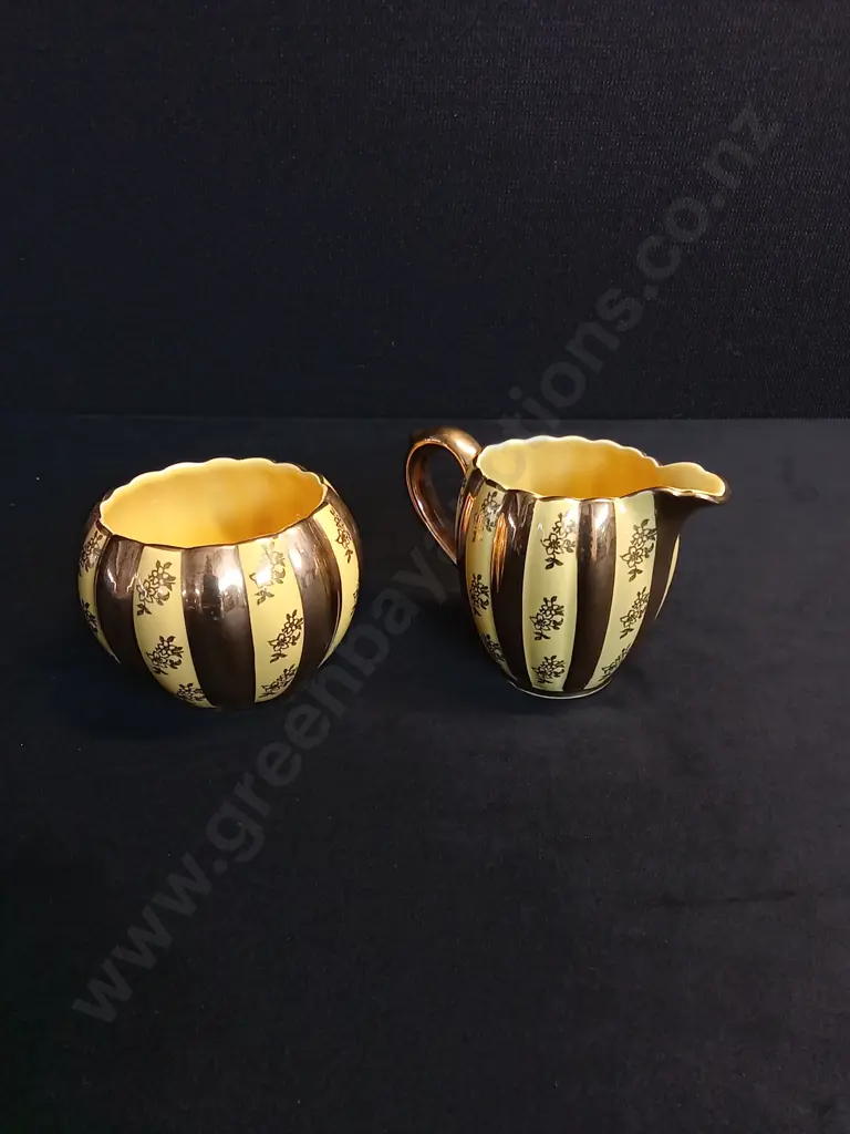 VINTAGE GIBSON T22 YELLOW TEAPOT SET Image 1++