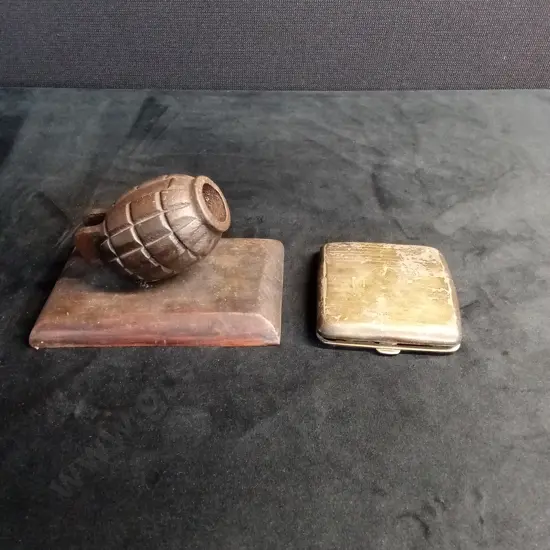 MILLS BOMB COLLECTABLE AND VINTAGE CIGARETTE HOLDER