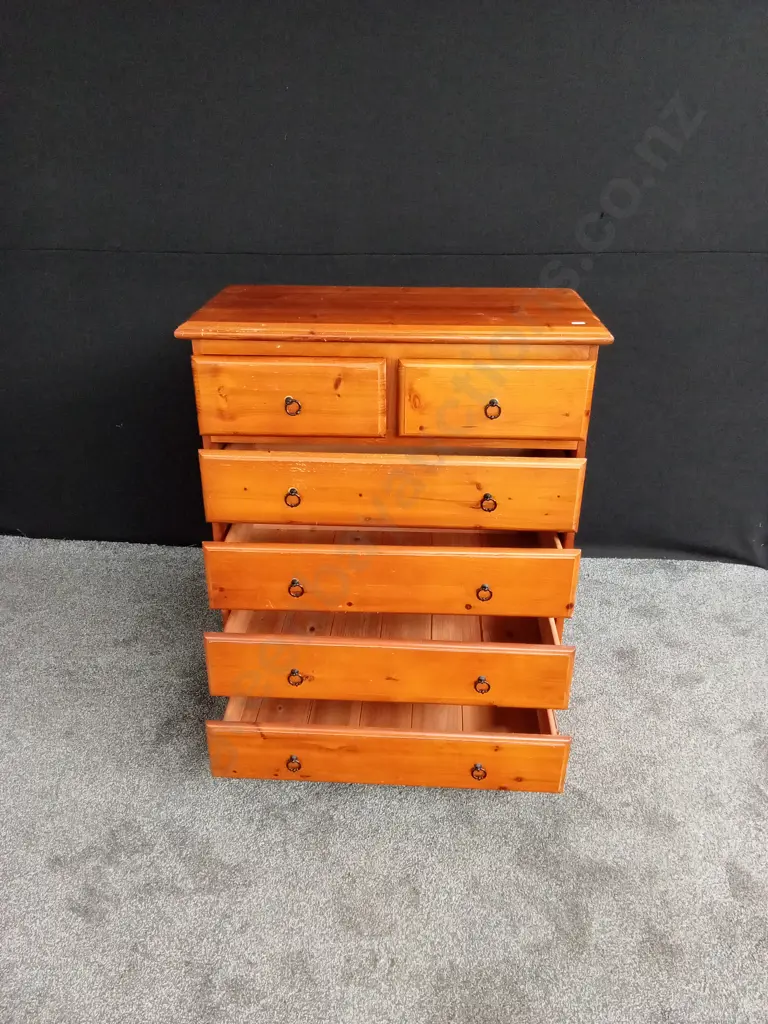 WOODEN CHEST OF DRAWERS Image 1++