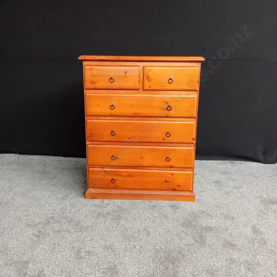 WOODEN CHEST OF DRAWERS