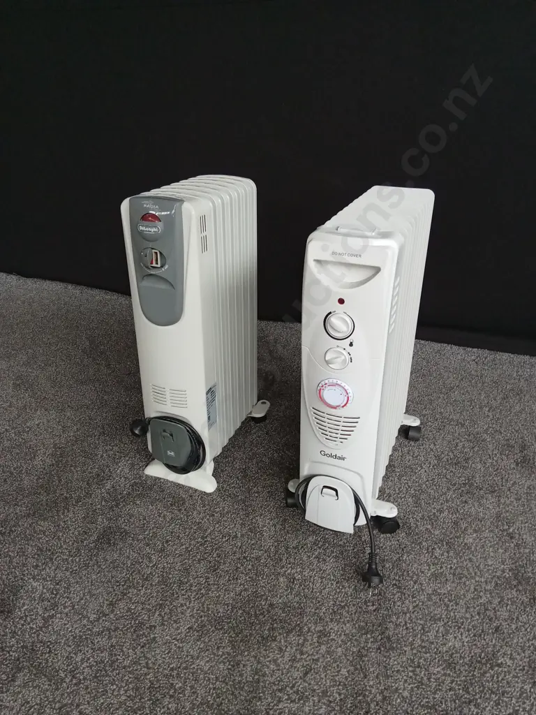 DELONGHI AND GOLDAIR OIL HEATERS (BOTH WORKING) Image 1++