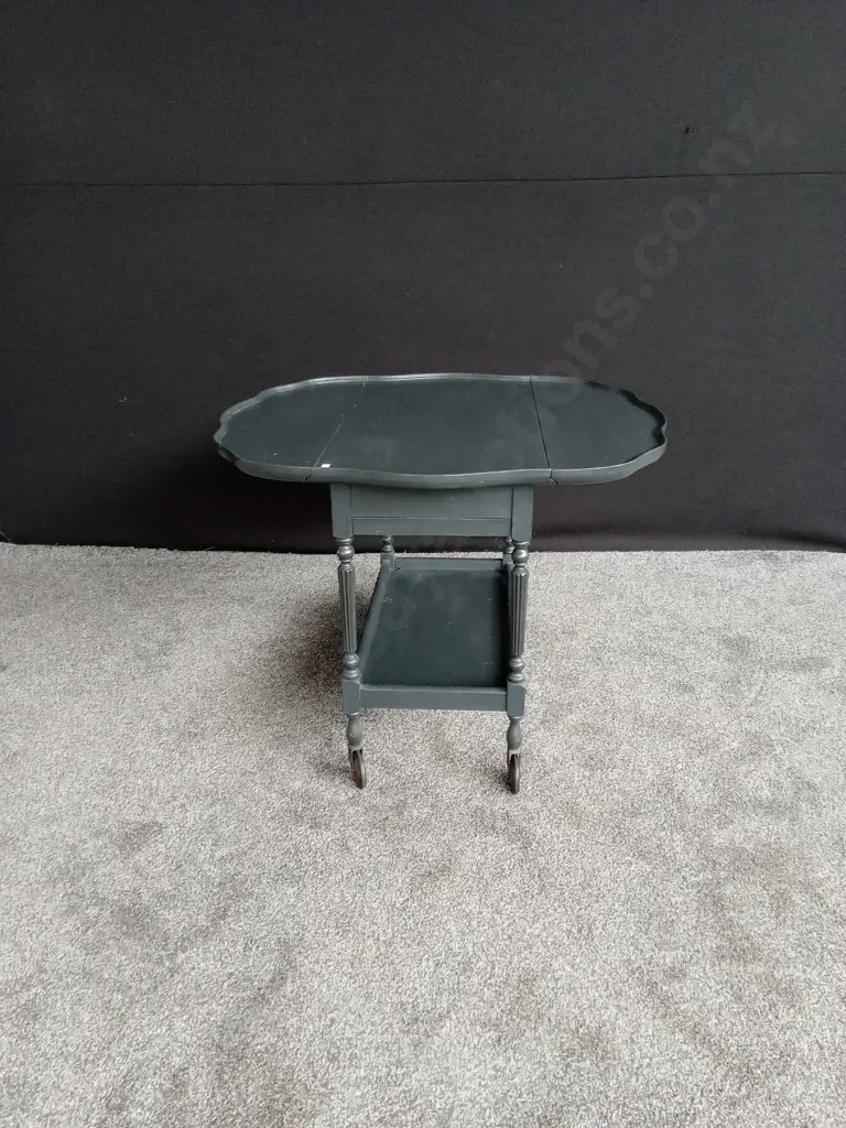 FOLDABLE BAR CART ON WHEELS Image 1++