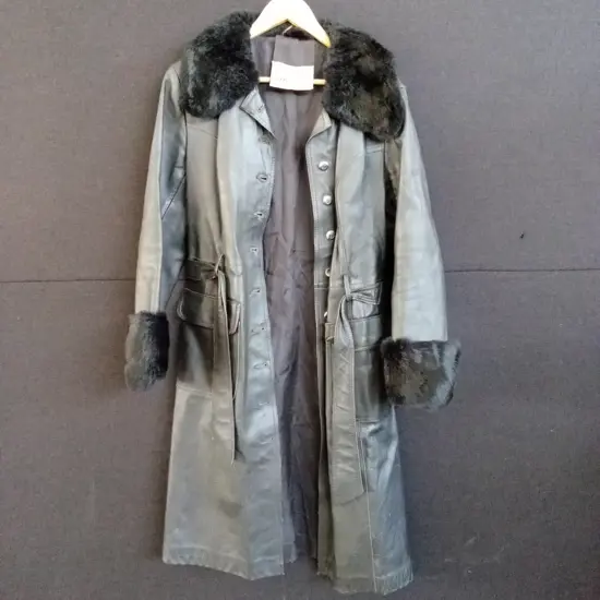 SUEDE & LEATHER CRAFT LIMITED LEATHER TRENCHCOAT