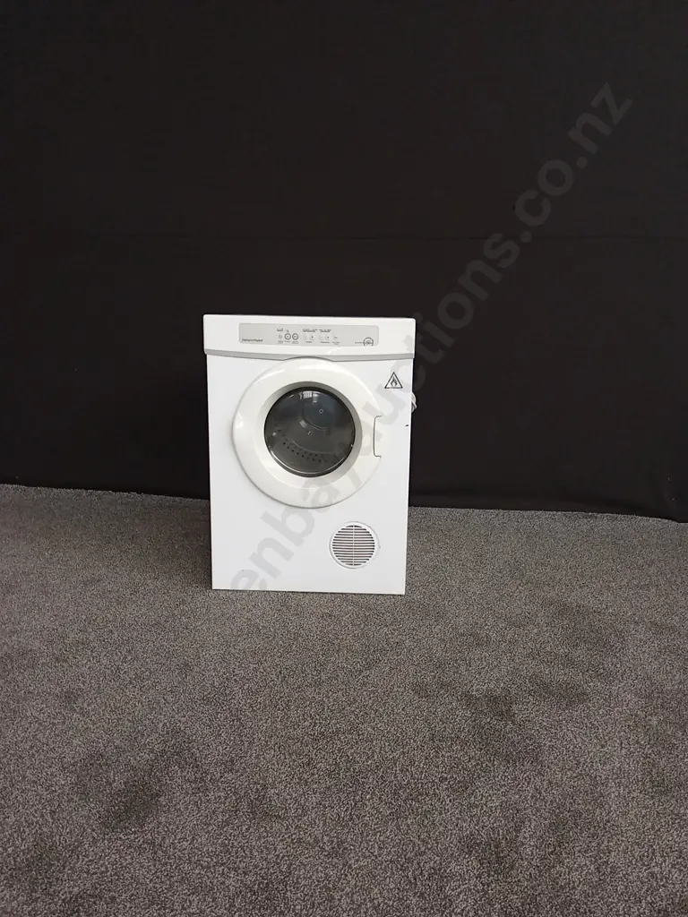 WORKING FISHER AND PAYKEL AEROSENSE DRIER Image 1++