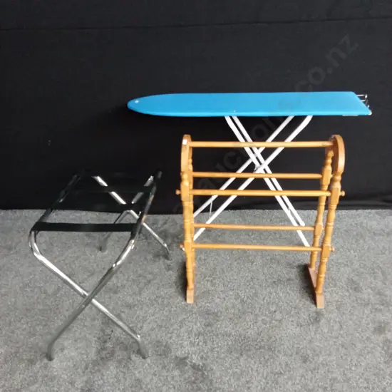 SHOE RACK AND LUGGAGE RACK AND IRONING BOARD