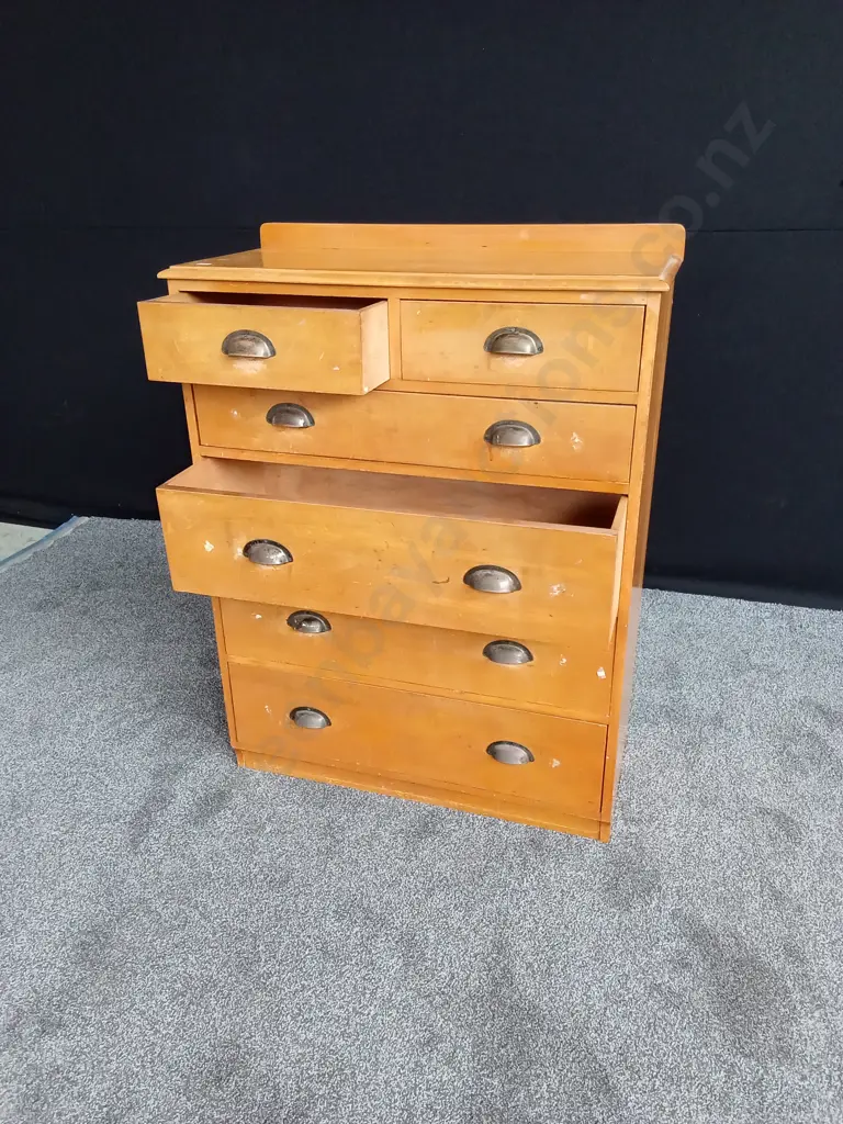 WOODEN CHEST OF DRAWERS Image 1++