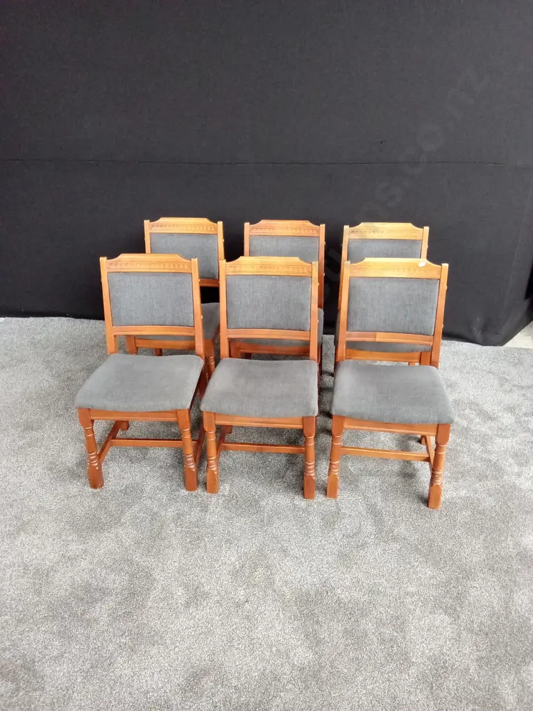 EXTENDABLE WOODEN TABLE WITH 6 CHAIRS Image 1++