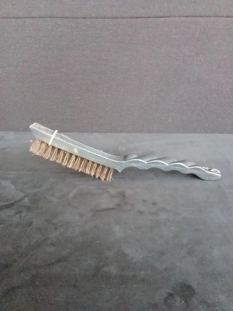 WIRE BRUSH Image 1++